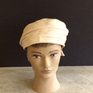 Vintage EUC Women’s Cream Fabric Hat